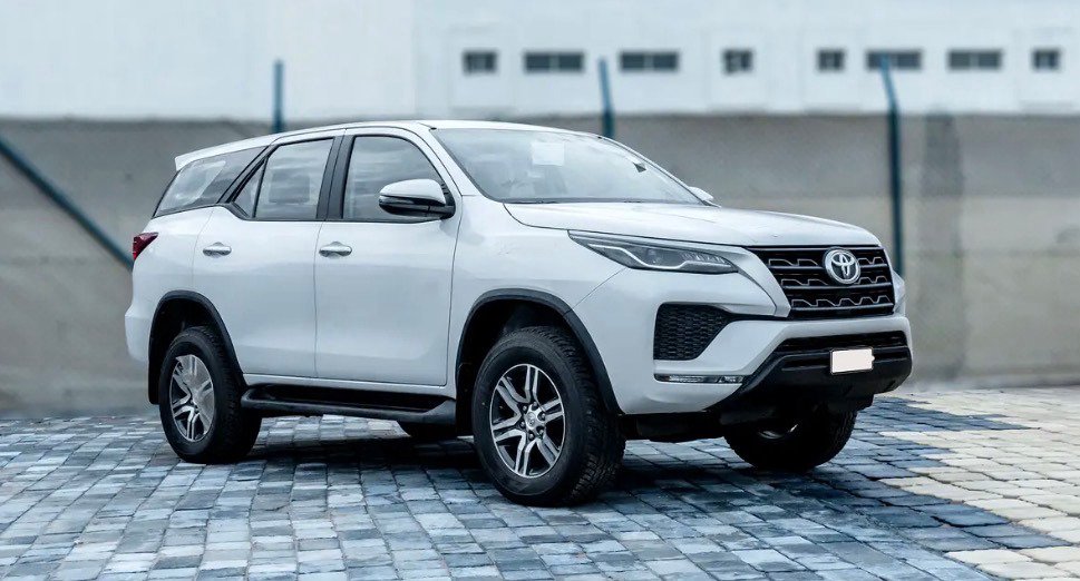 Toyota Fortuner Fortuner EX 2.7 Gasoline 4x2 GCC