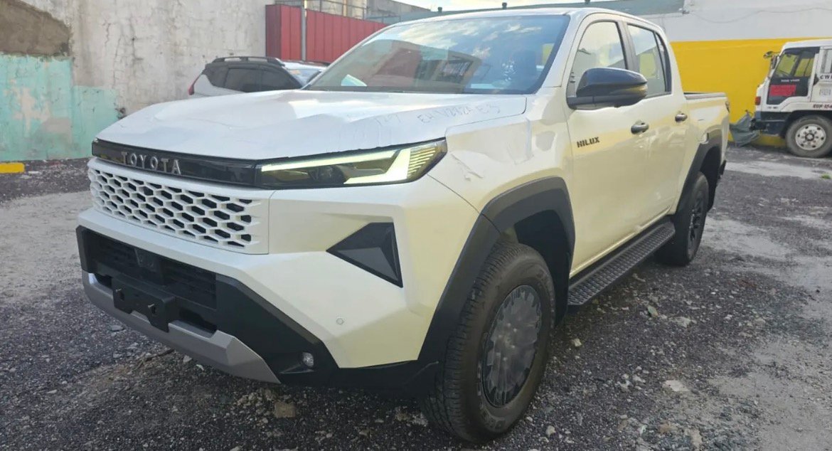 Toyota Hilux Hilux E 2.8L Diesel MT 4x4 2027
