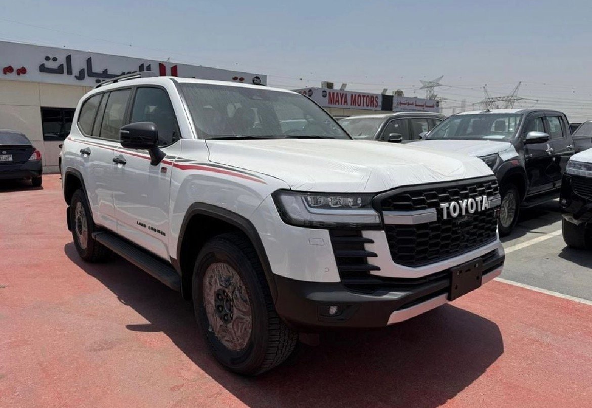 Toyota Land Cruiser 300 Land Cruiser 300 GR Sport 3.5 Twin Turbo Gasoline 4x4 GCC