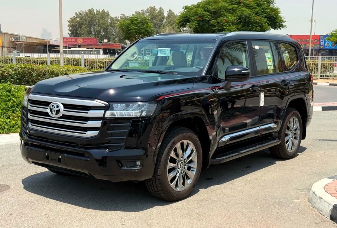 Toyota Land Cruiser 300 Land Cruiser 300 GXR Medium 3.5 Twin Turbo Gasoline 4x4 GCC