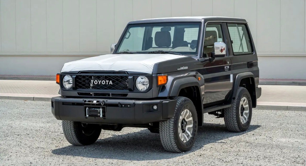 Toyota Land Cruiser 70 LC71 2-Door Hardtop LX 4.0 V6 Gasoline AT 4x4 GCC